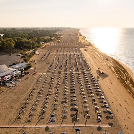 Lovely Bright Flat Near The Bibione
